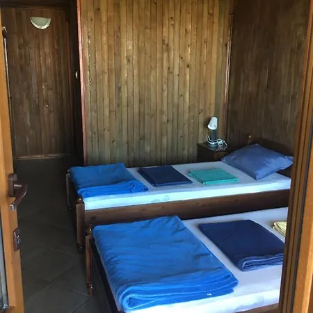 дървени къщички - лион * Sinemoretz