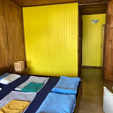 дървени къщички - лион * Sinemoretz