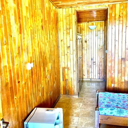 дървени къщички - лион Tatil Evi *