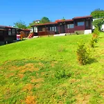 Vakantiehuis дървени къщички - лион