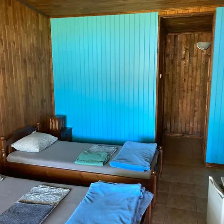 дървени къщички - лион Sinemorec